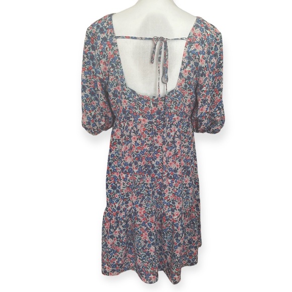 BCBG Paris Floral Print Tie-Back Dress NWT - Picture 3 of 13